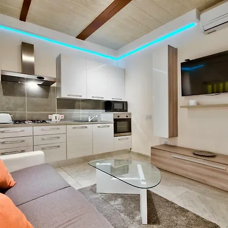 Triq Is-sorijiet Apartament Gzira